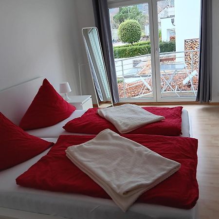 Ferienwohnung Rosenbluete นอยชตัดท์ อัน แดร์ ไวน์ชตราเซอ ภายนอก รูปภาพ