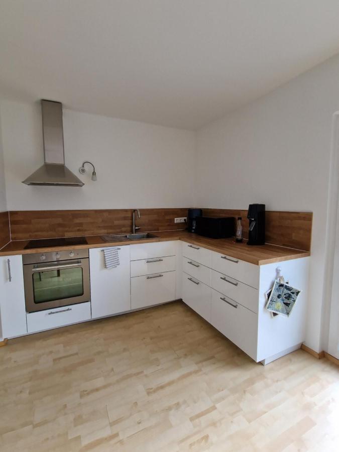 Ferienwohnung Rosenbluete นอยชตัดท์ อัน แดร์ ไวน์ชตราเซอ ภายนอก รูปภาพ