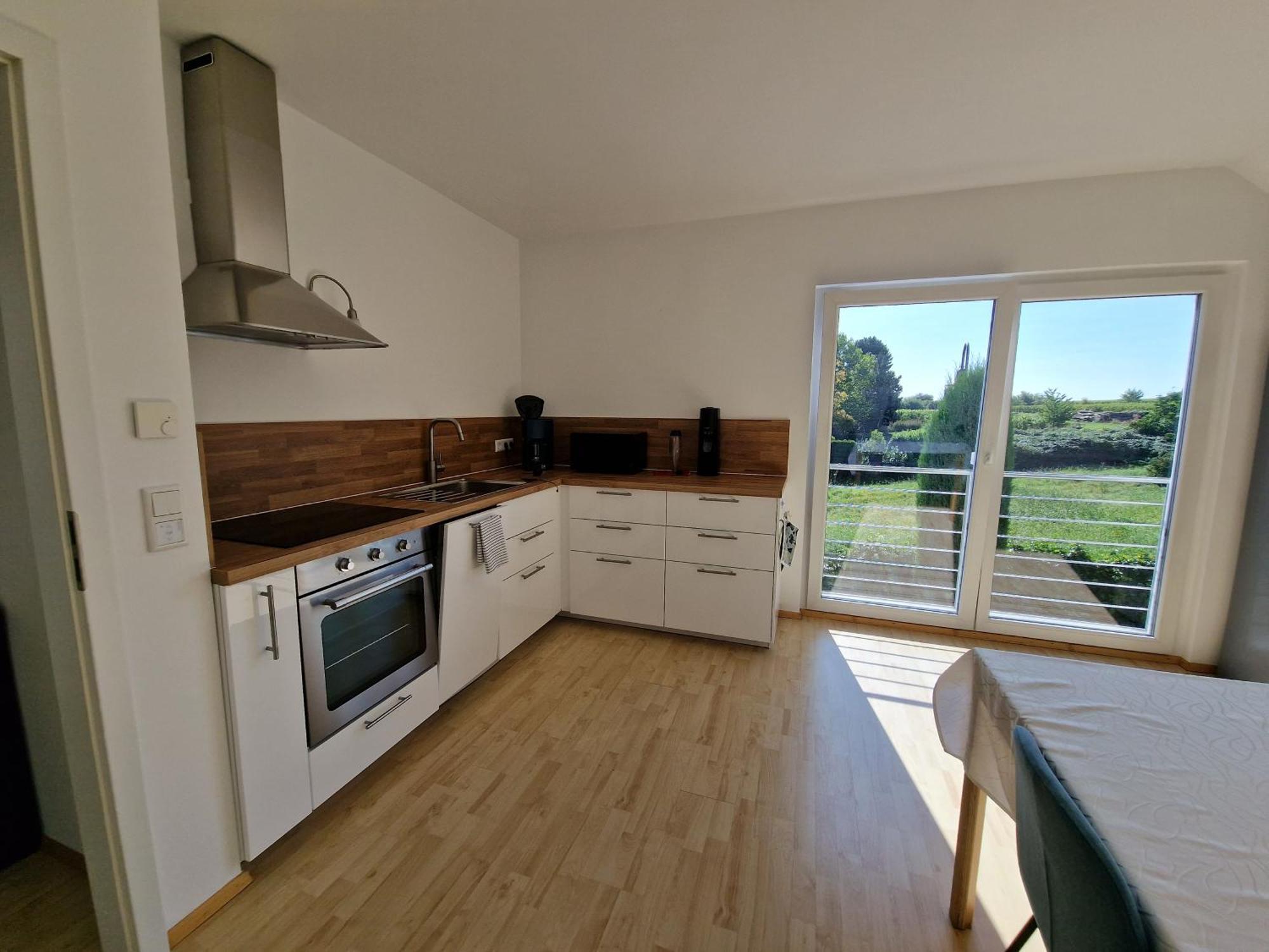Ferienwohnung Rosenbluete นอยชตัดท์ อัน แดร์ ไวน์ชตราเซอ ภายนอก รูปภาพ