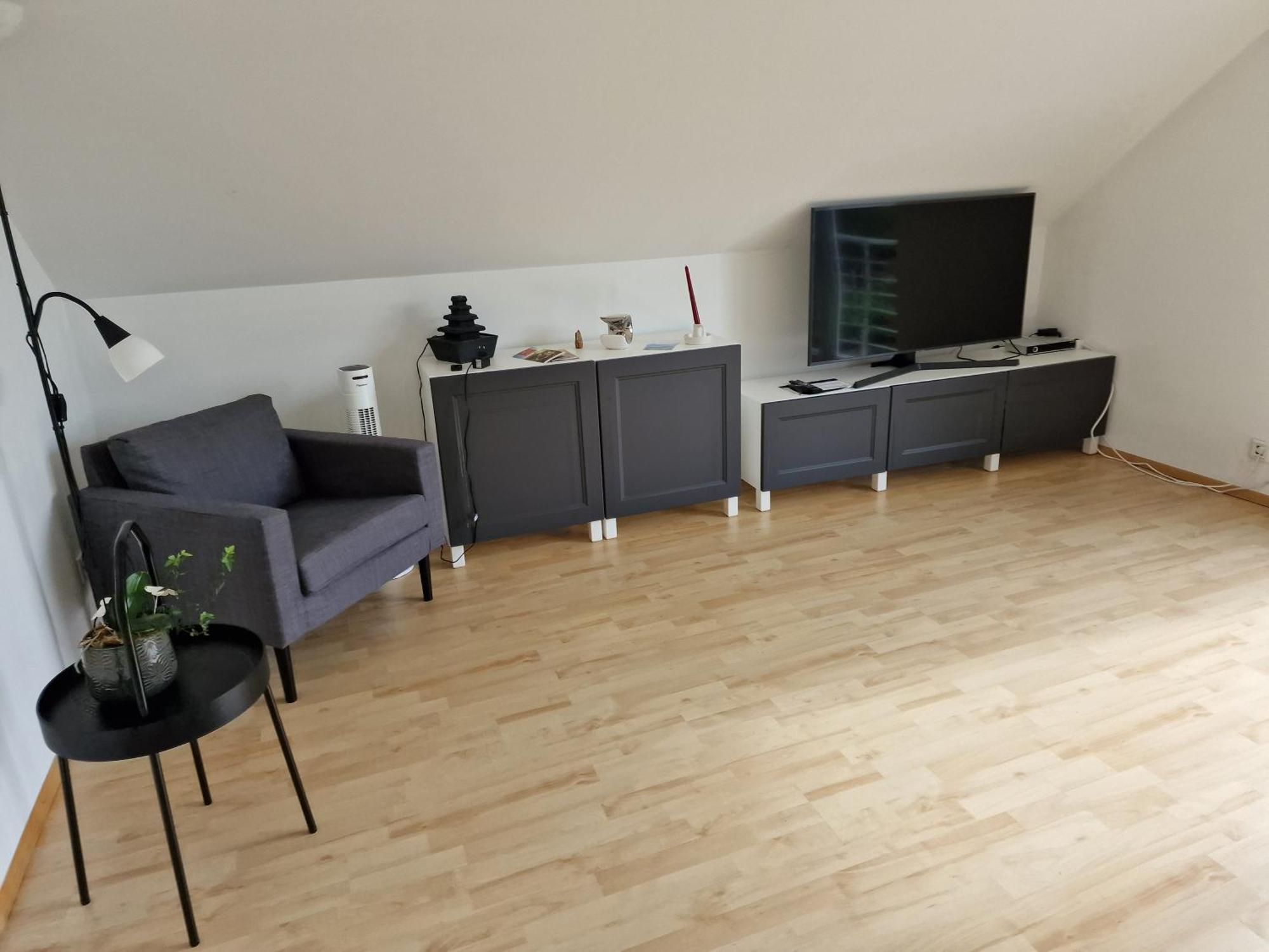 Ferienwohnung Rosenbluete นอยชตัดท์ อัน แดร์ ไวน์ชตราเซอ ภายนอก รูปภาพ