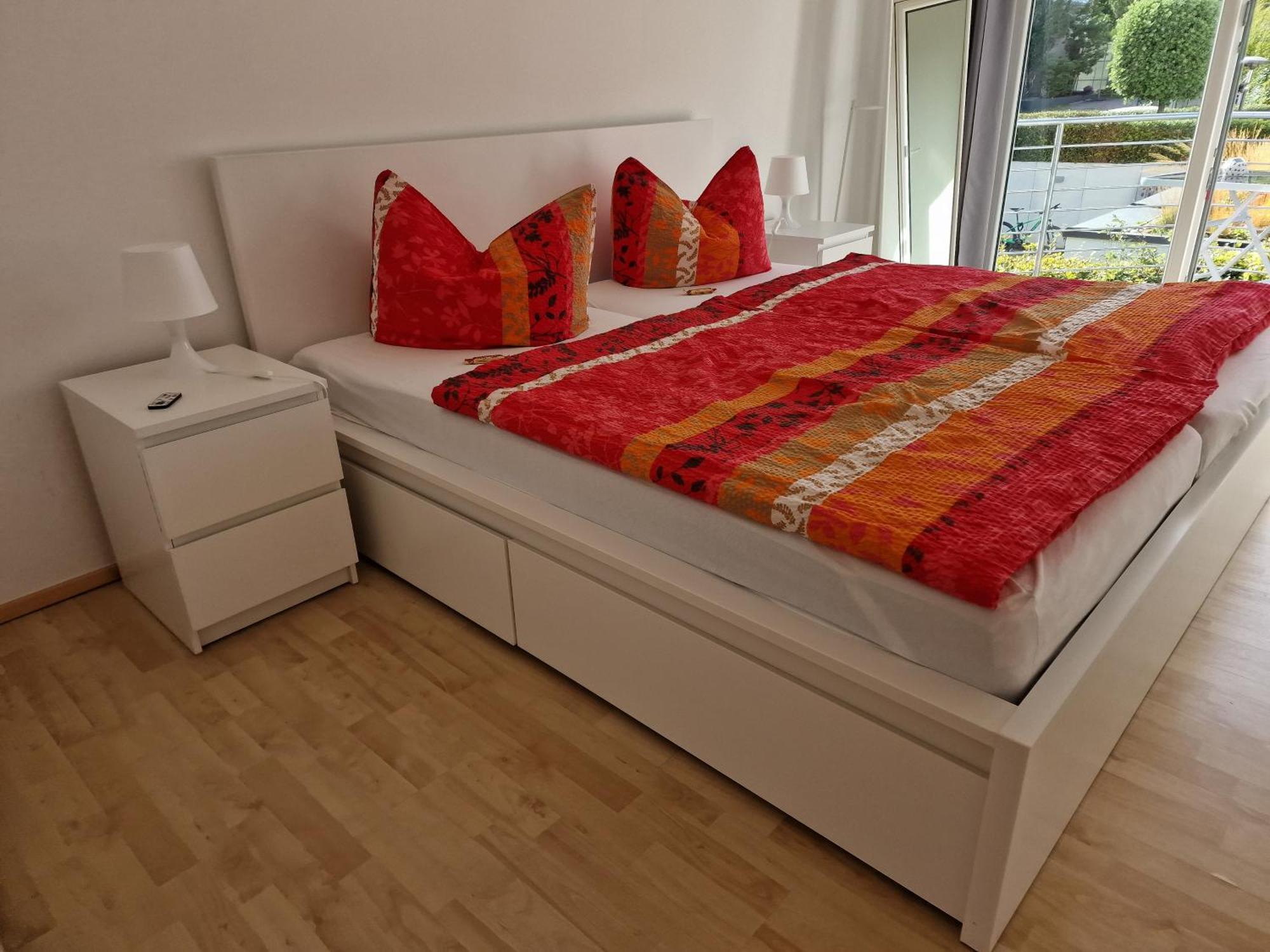 Ferienwohnung Rosenbluete นอยชตัดท์ อัน แดร์ ไวน์ชตราเซอ ภายนอก รูปภาพ